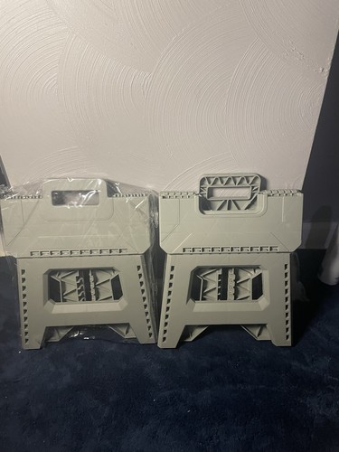 Pack folding step - folding,
