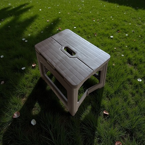Folding step stool high - step, 8"
